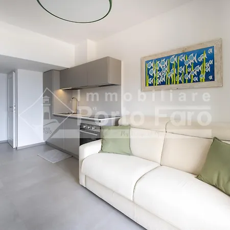 5 Centro - Trilocale Con Terrazza Vista Mare Porto Faro *