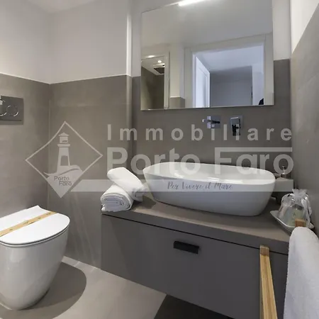 5 Centro - Trilocale Con Terrazza Vista Mare Porto Faro *